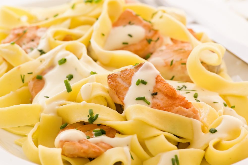 TAGLIATELLES AU SAUMON